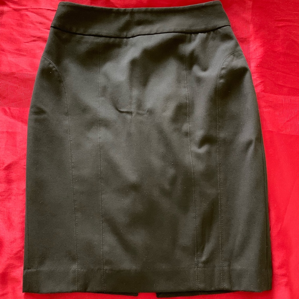 Black skirt